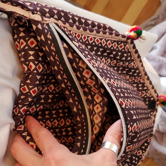 Boho embellished crossbody bag - Picture 5 of 5